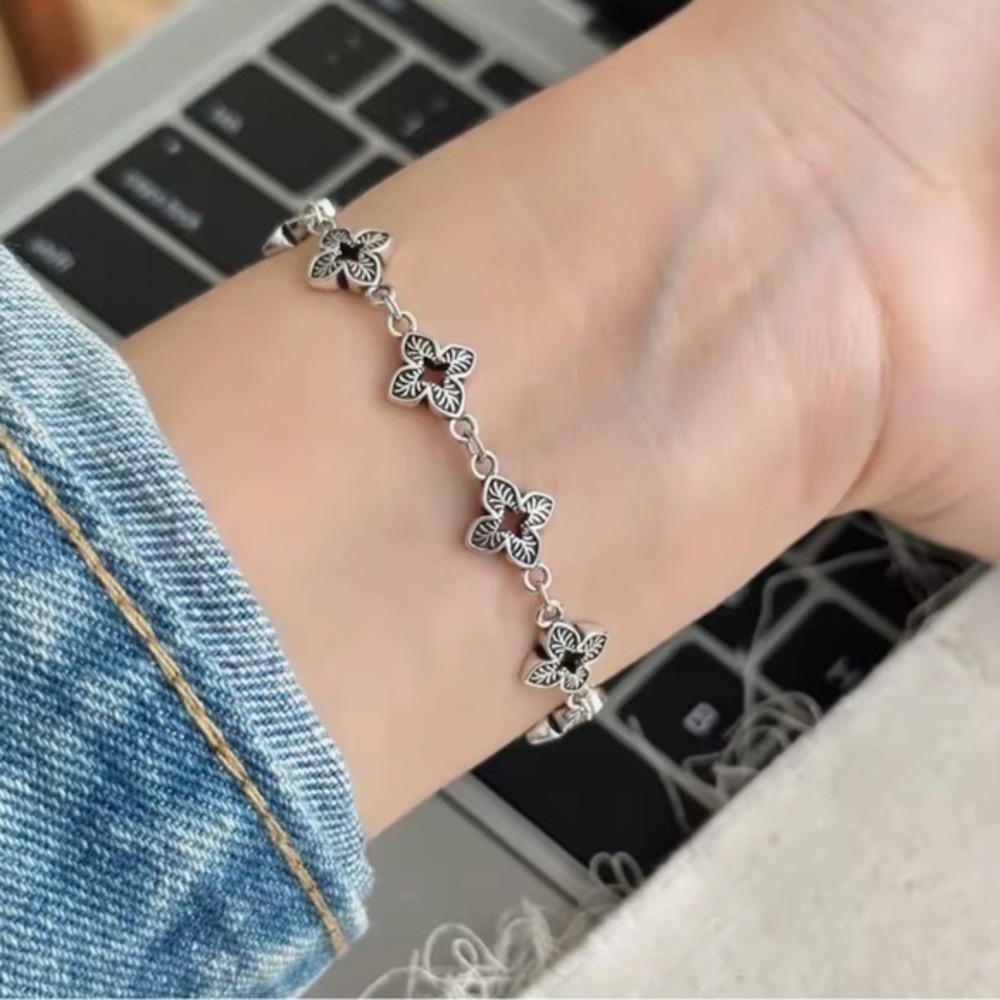 New Leaf Pattern Sterling Silver Bracelet
